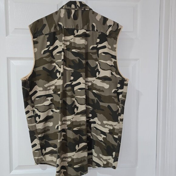 C.E. Schmidt Workwear Camo Fray Edge Sleeveless Button Up Shirt Vest Green Sz XL - Picture 5 of 9